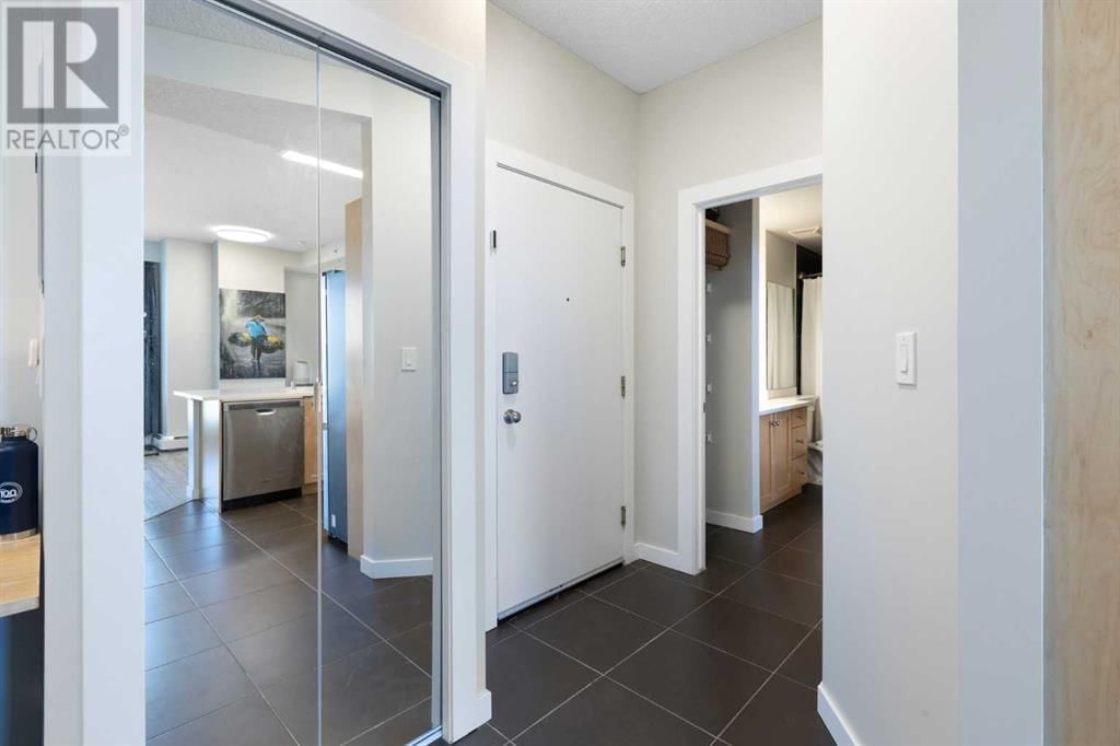 1053 10 STREET SOUTHWEST Image 19
