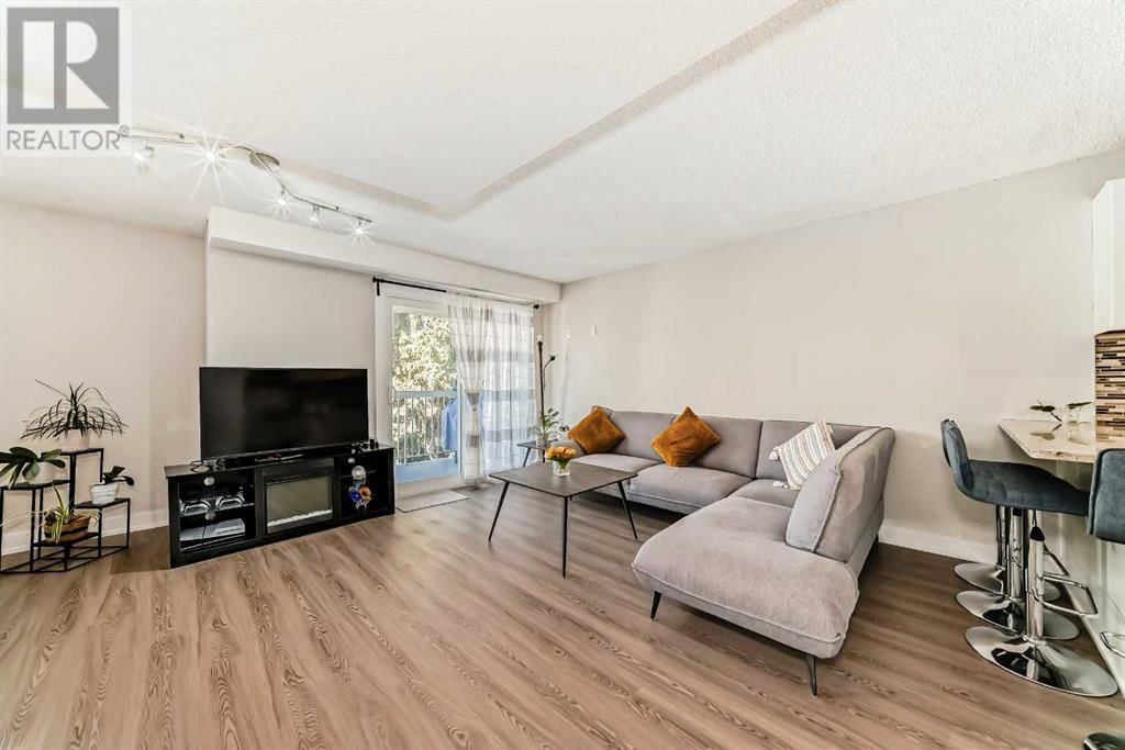 3015 51 STREET SOUTHWEST Image 13