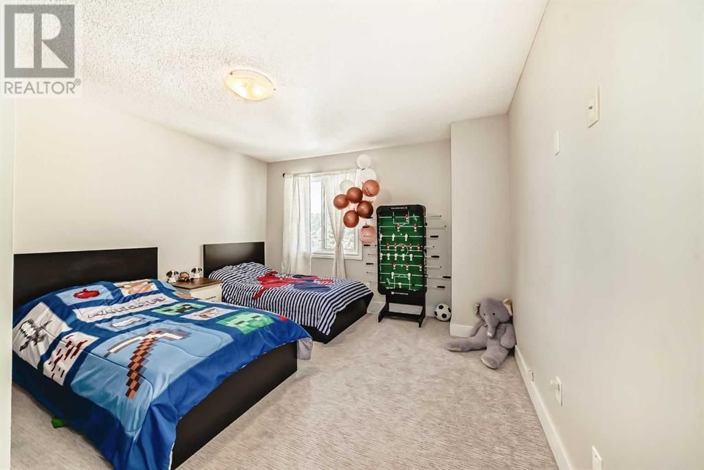 3015 51 STREET SOUTHWEST Image 30