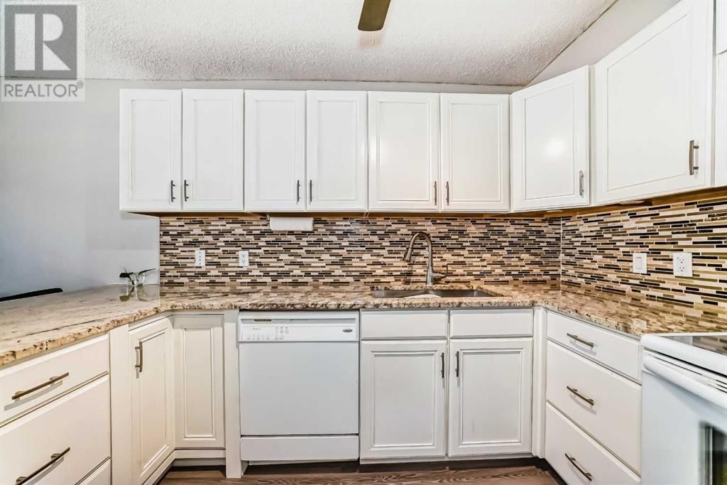 3015 51 STREET SOUTHWEST Image 7