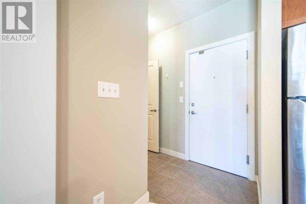 156 COUNTRY VILLAGE CIRCLE NORTHEAST Image 4