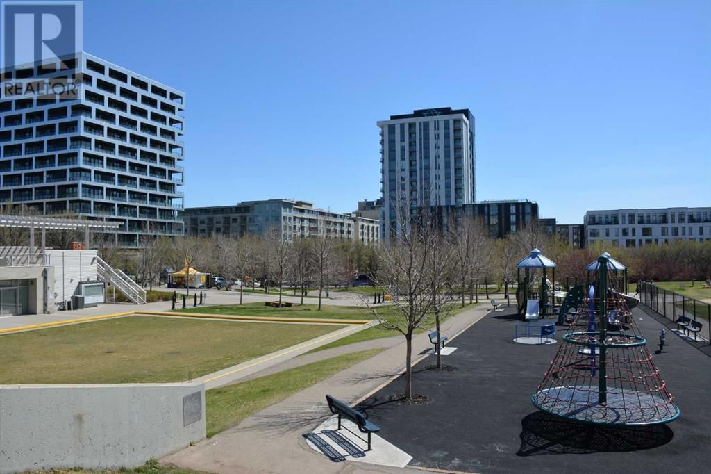 990 CENTRE AVENUE NORTHEAST Image 42