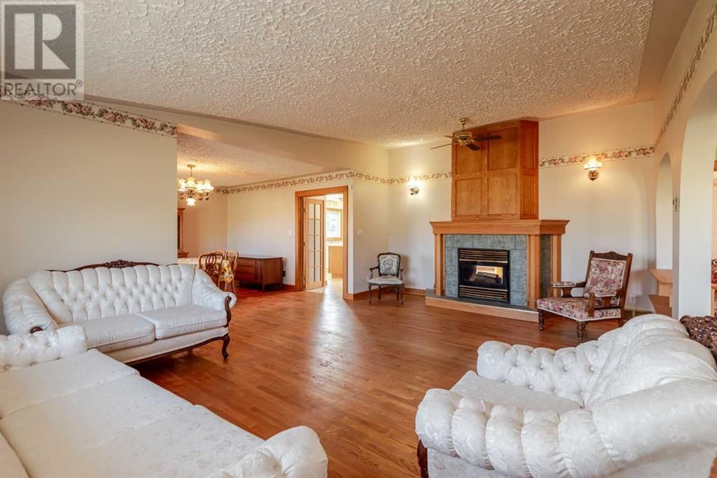 731006 RANGE ROAD 51 Image 1