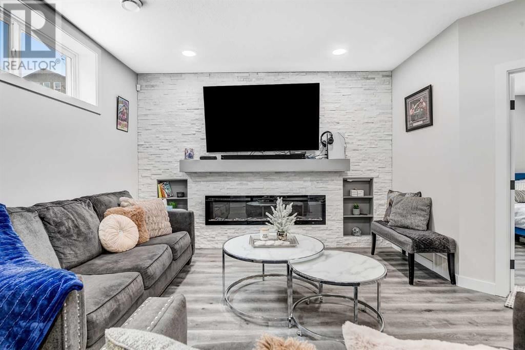 10625 151 AVENUE Image 37