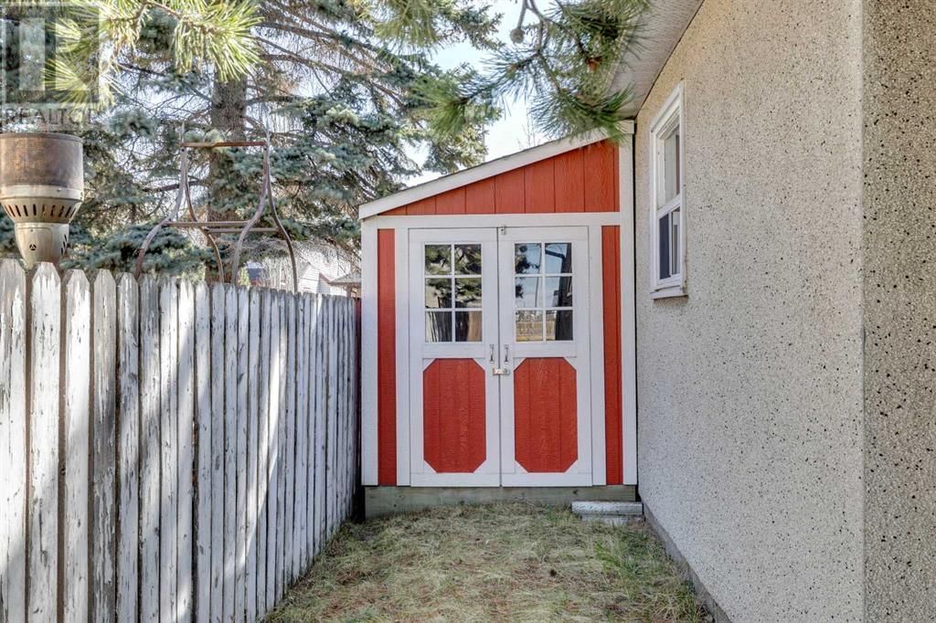2235 15A STREET SOUTHEAST Image 21