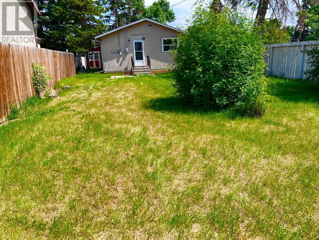 2235 15A STREET SOUTHEAST Image 22