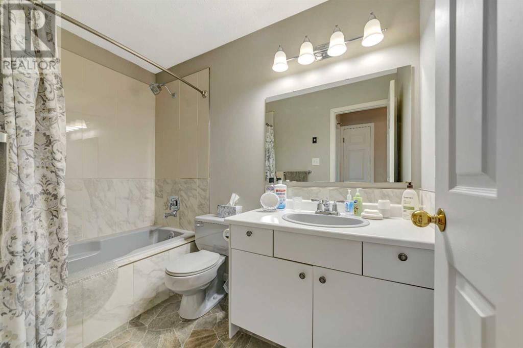 5801 40 STREET Image 17
