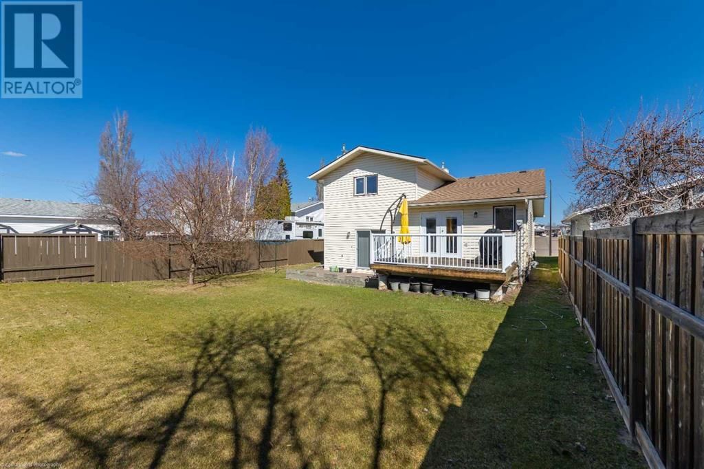 5801 40 STREET Image 26