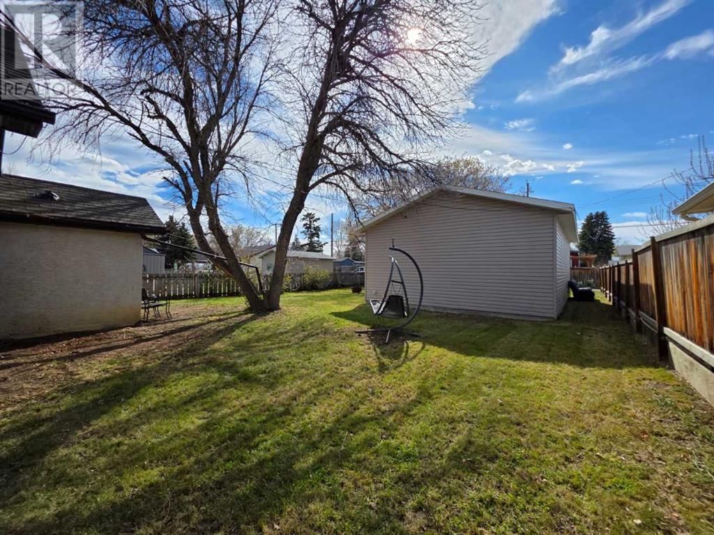2112 17 STREET Image 18