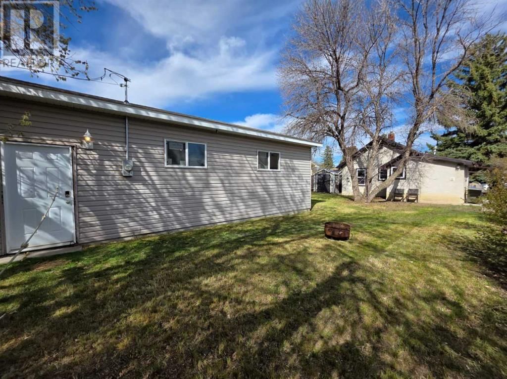 2112 17 STREET Image 23