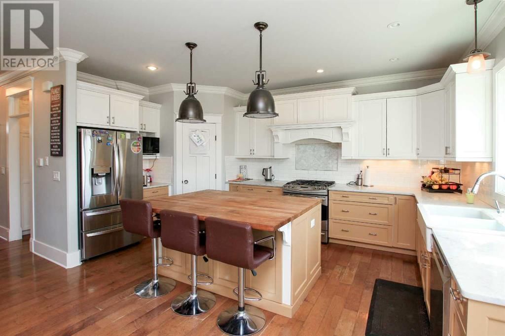 6 GROVE CLOSE Image 10