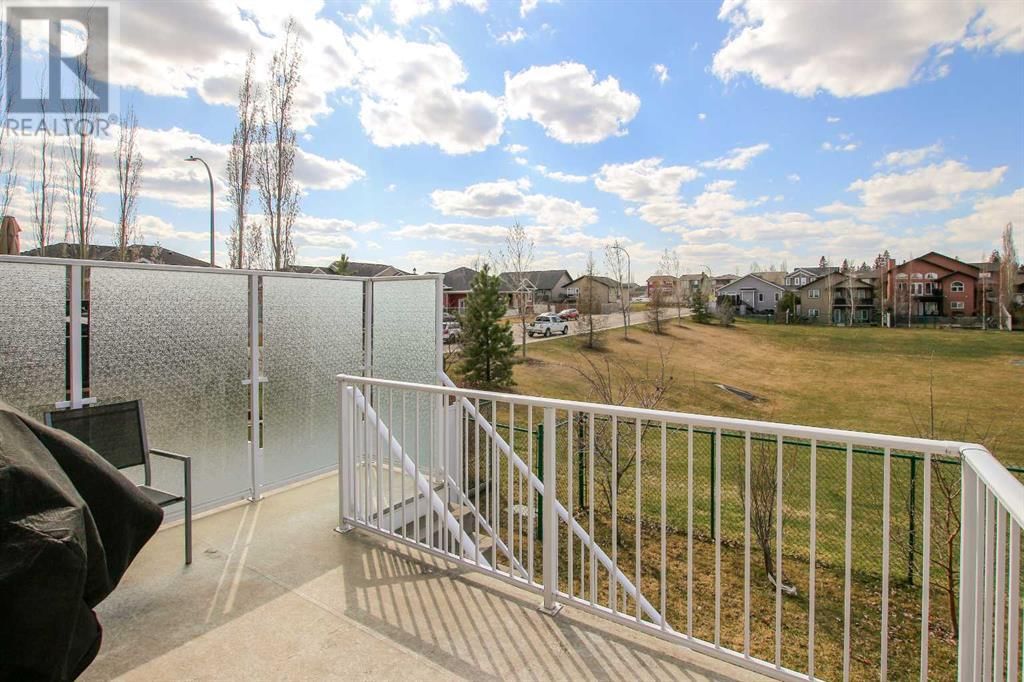 6 GROVE CLOSE Image 13