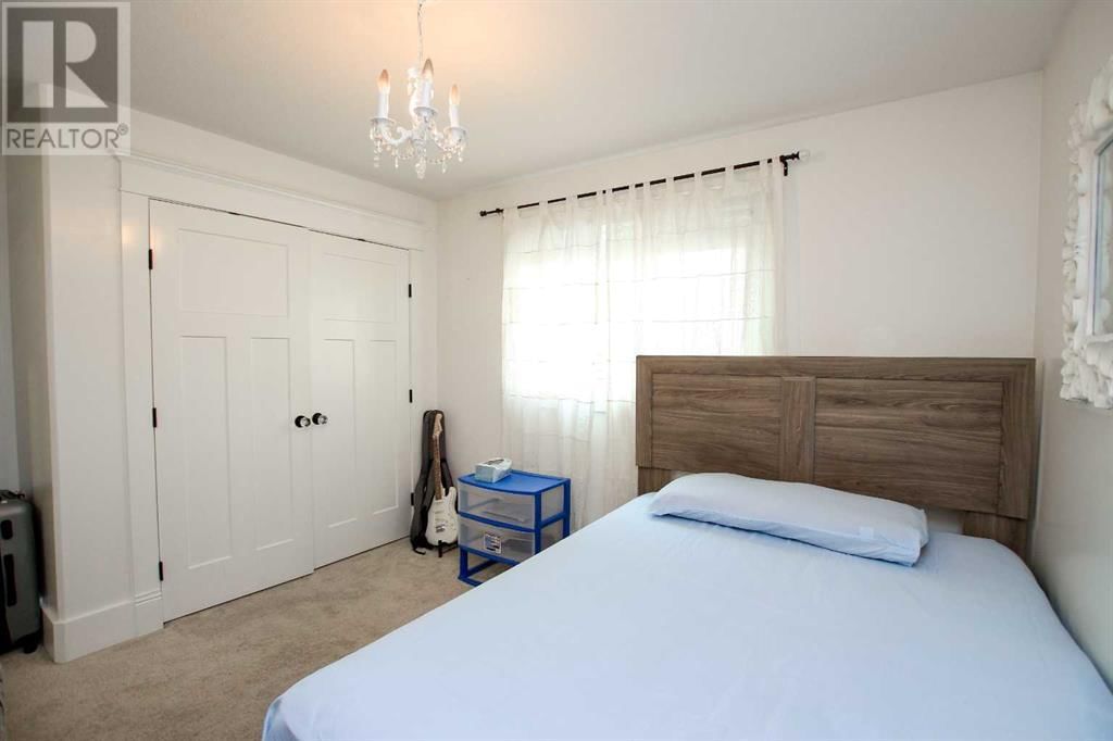 6 GROVE CLOSE Image 31