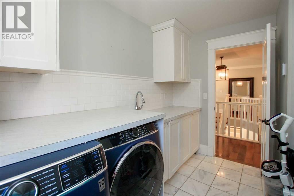 6 GROVE CLOSE Image 35