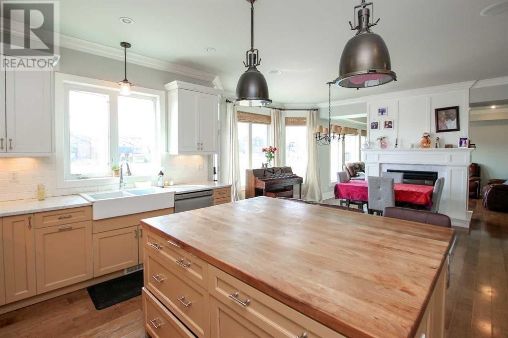 6 GROVE CLOSE Image 8