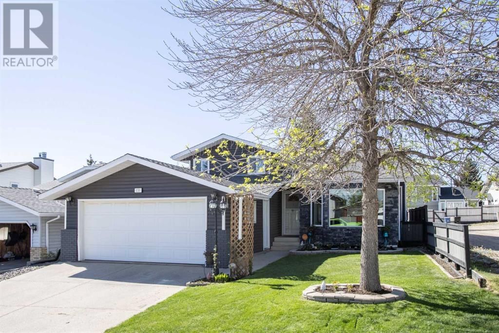 131 MACEWAN MEADOW WAY NORTHWEST Image 2