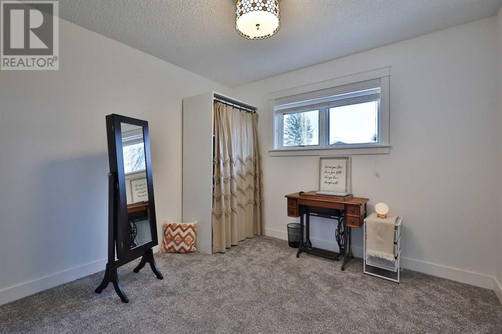 70 Honeysuckle Road North Lethbridge, Alberta