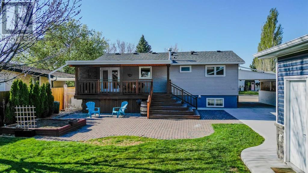 70 Honeysuckle Road North Lethbridge, Alberta