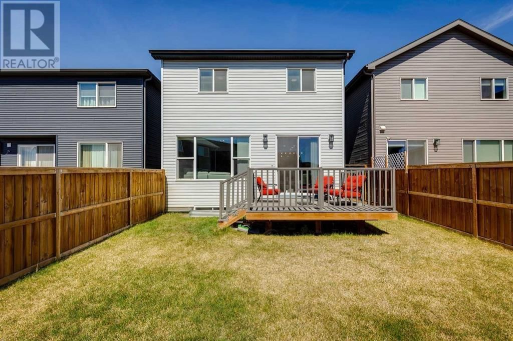 353 WALCREST VIEW SOUTHEAST Image 41
