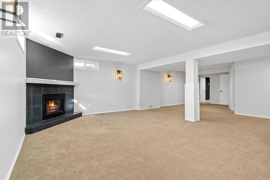 6906 94a Street Grande Prairie, Alberta