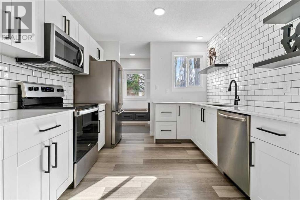6906 94a Street Grande Prairie, Alberta