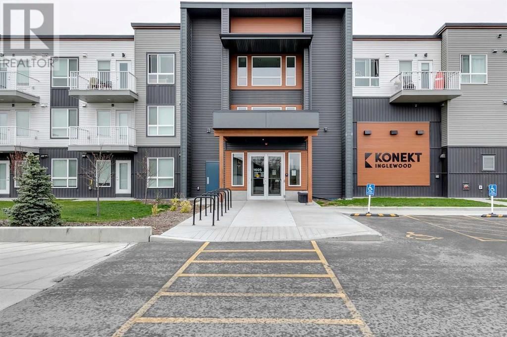 1605 17 STREET SOUTHEAST Image 1