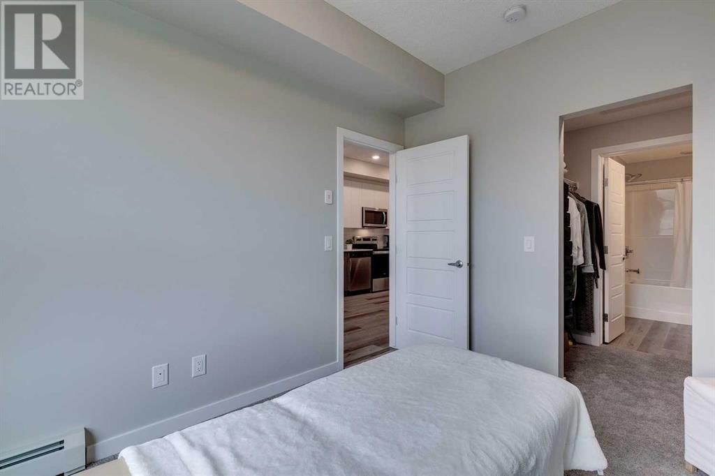 1605 17 STREET SOUTHEAST Image 11