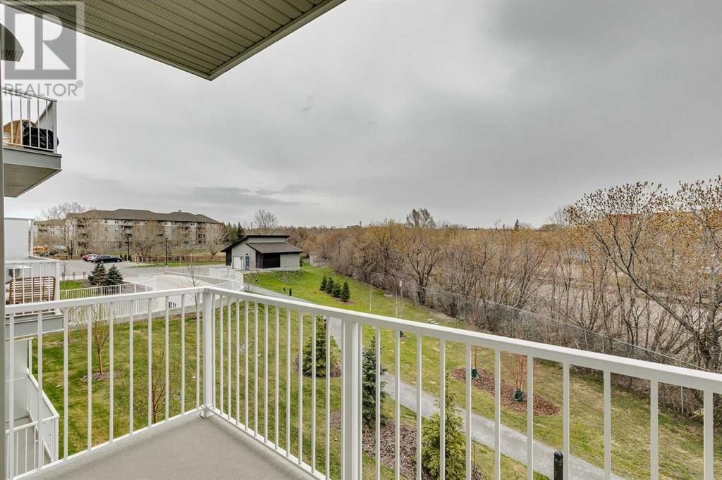 1605 17 STREET SOUTHEAST Image 16