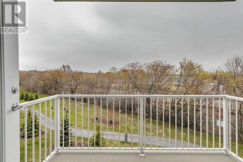 1605 17 STREET SOUTHEAST Image 17
