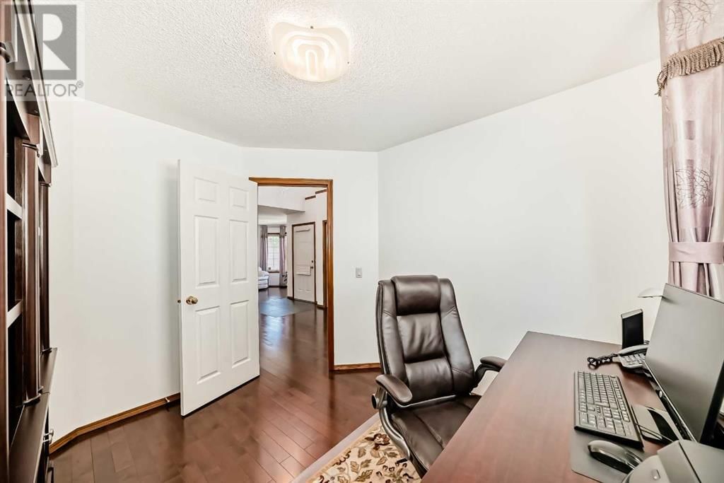 9200 EDGEBROOK DRIVE NORTHWEST Image 26