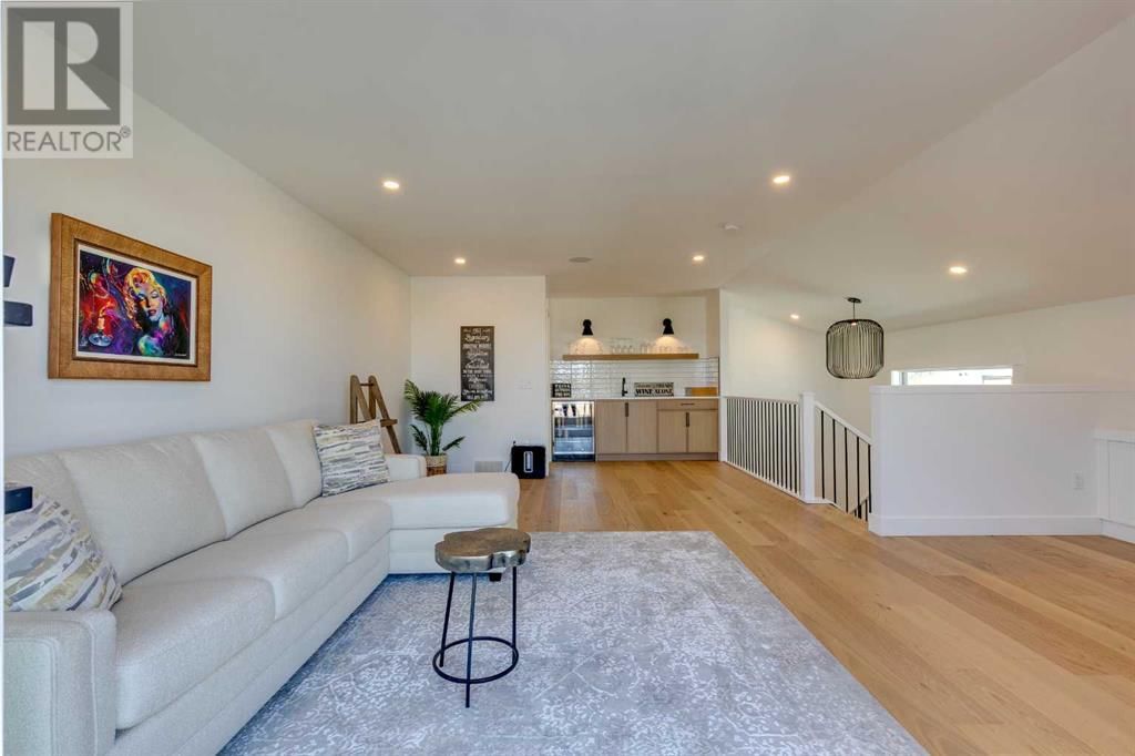 2116 27 AVENUE SOUTHWEST Image 34