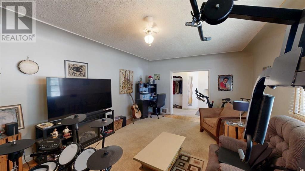 721 16 Street South Lethbridge, Alberta