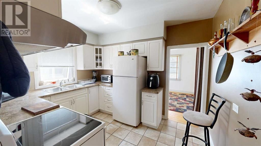 721 16 Street South Lethbridge, Alberta