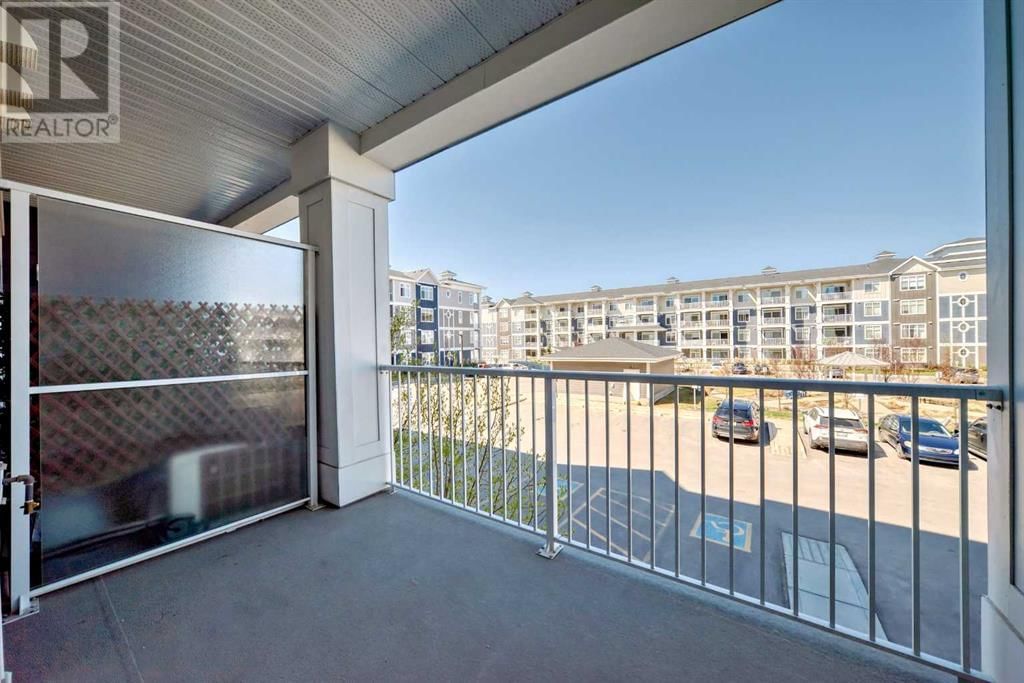 400 AUBURN MEADOWS COMMON Image 14