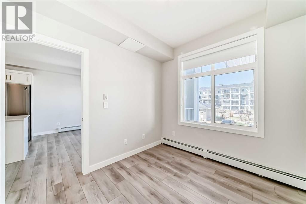 400 AUBURN MEADOWS COMMON Image 20