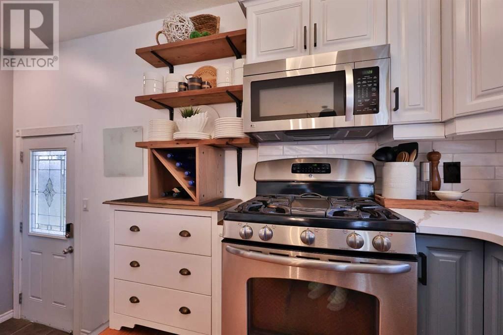 1115 12b Street North Lethbridge, Alberta
