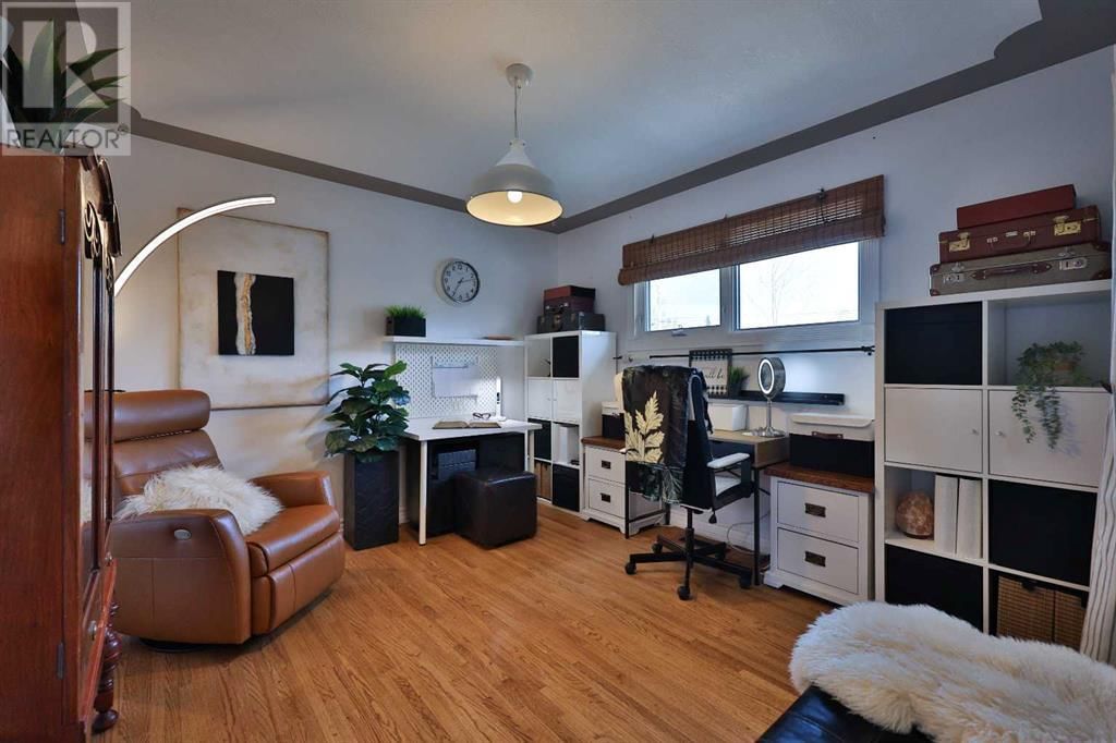 1115 12b Street North Lethbridge, Alberta