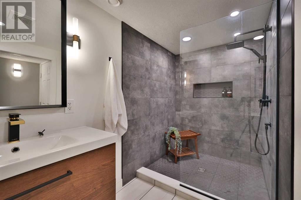 1115 12b Street North Lethbridge, Alberta