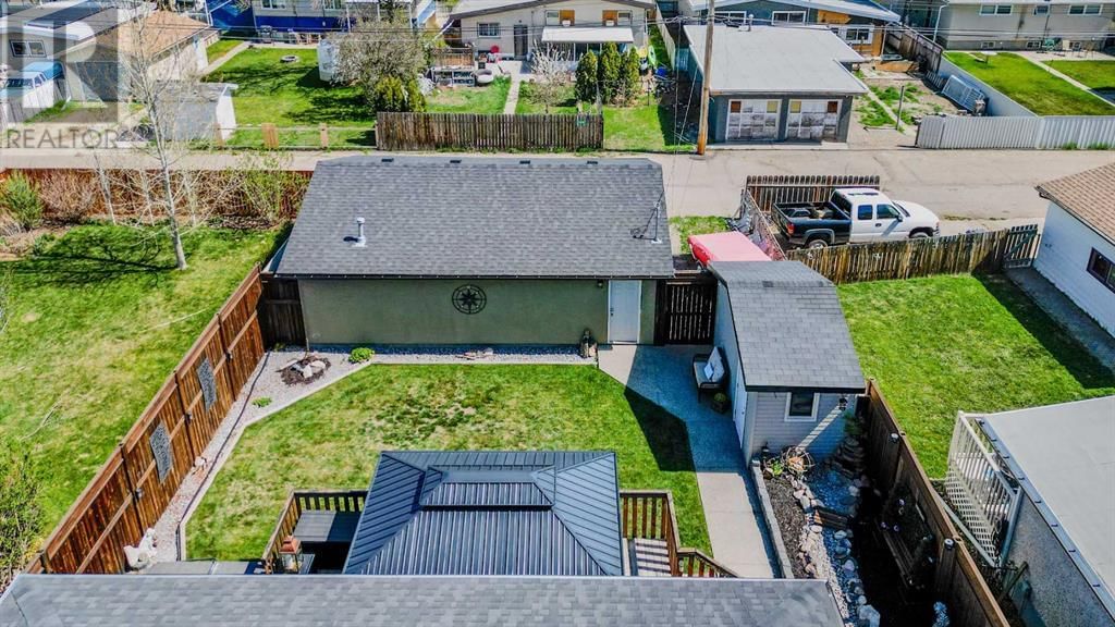 1115 12b Street North Lethbridge, Alberta