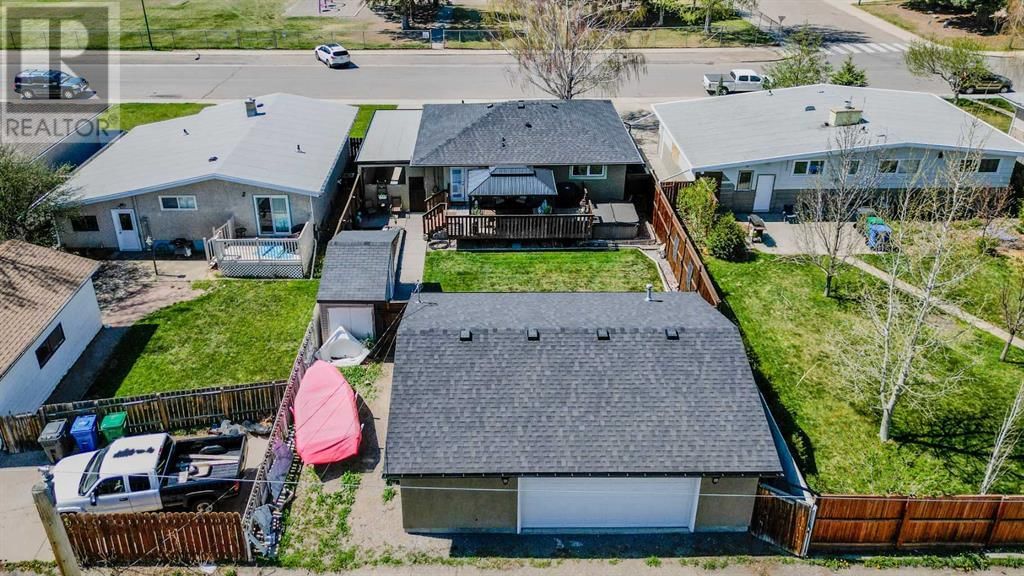 1115 12b Street North Lethbridge, Alberta