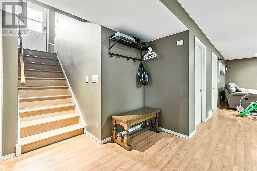 3203 27 STREET SOUTHWEST Image 27