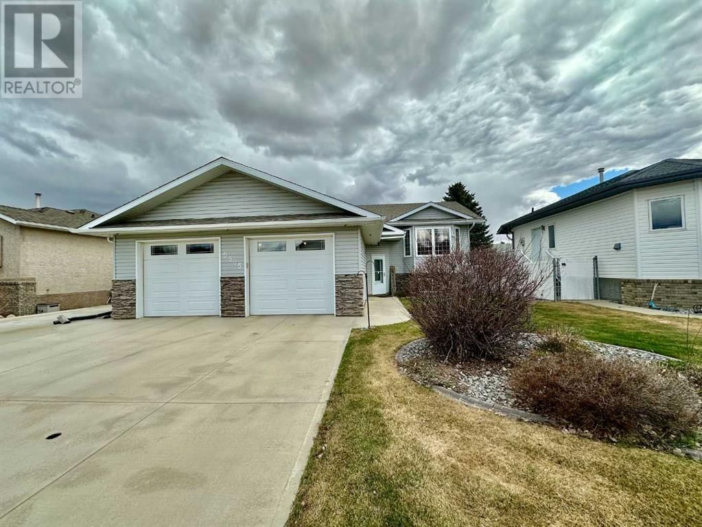 5505 43A STREET Image 2