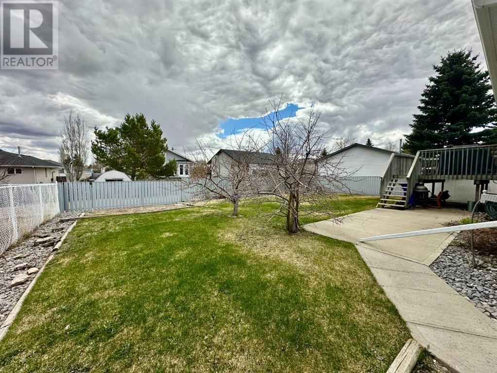 5505 43A STREET Image 32