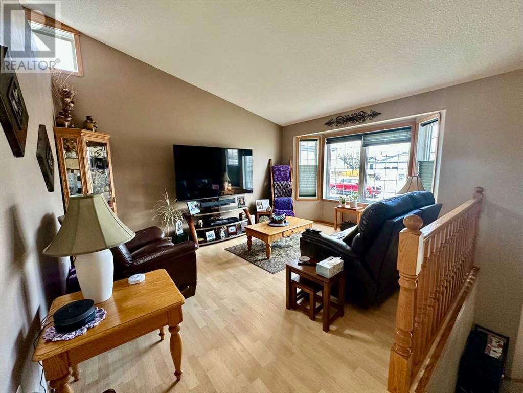 5505 43A STREET Image 6