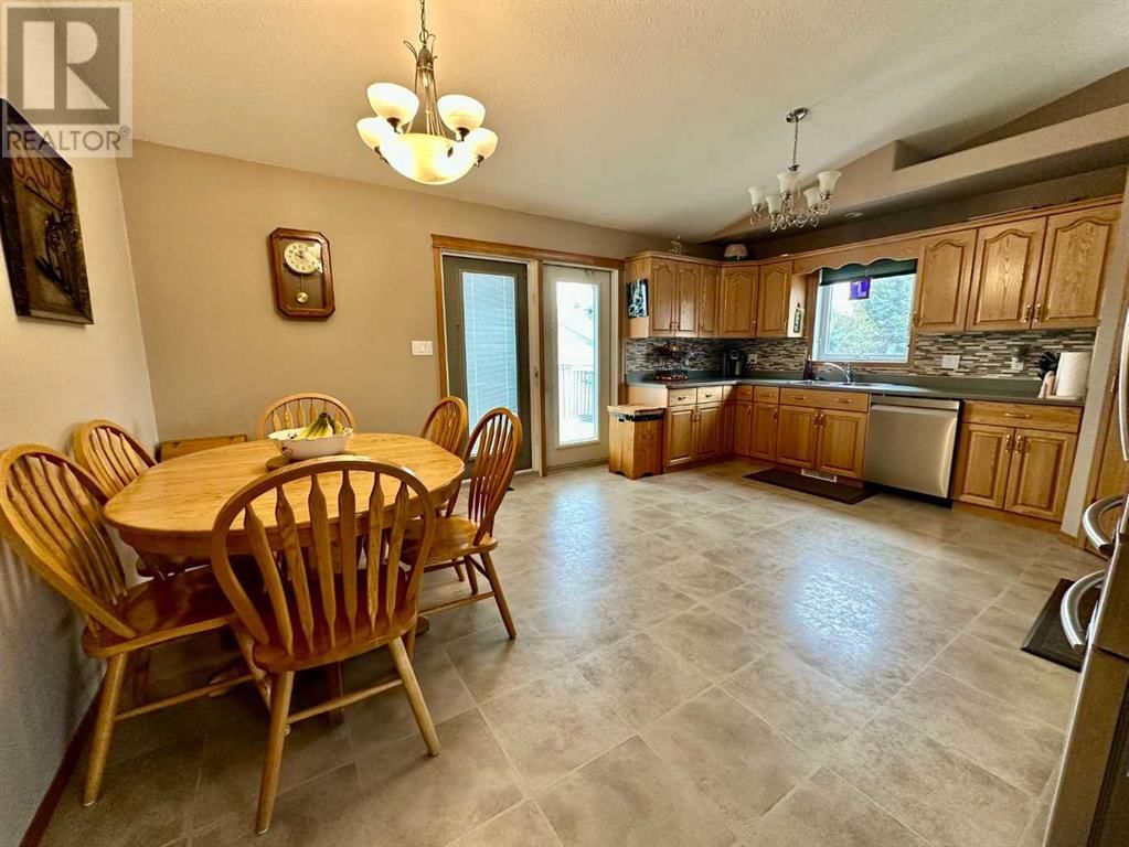 5505 43A STREET Image 9