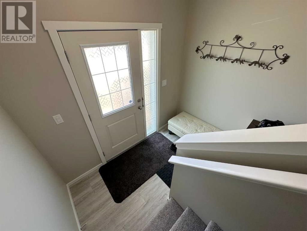 1004 MINTO STREET Image 2