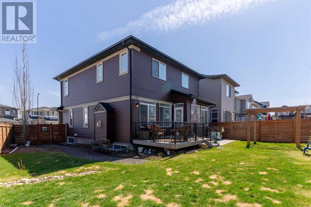 170 SAGE BLUFF CLOSE NORTHWEST Image 39