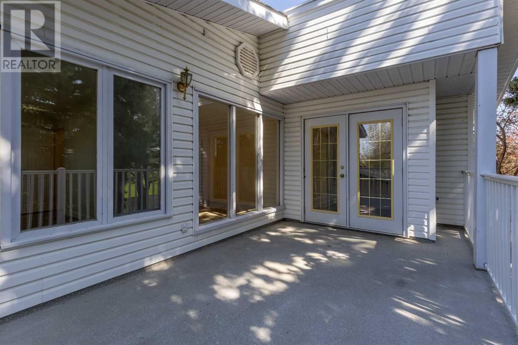 18 Queens Road West Lethbridge, Alberta