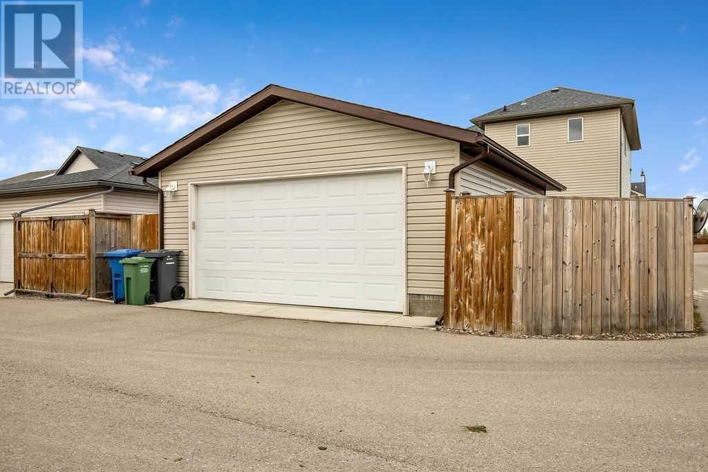115 DRAKE LANDING LOOP Image 34