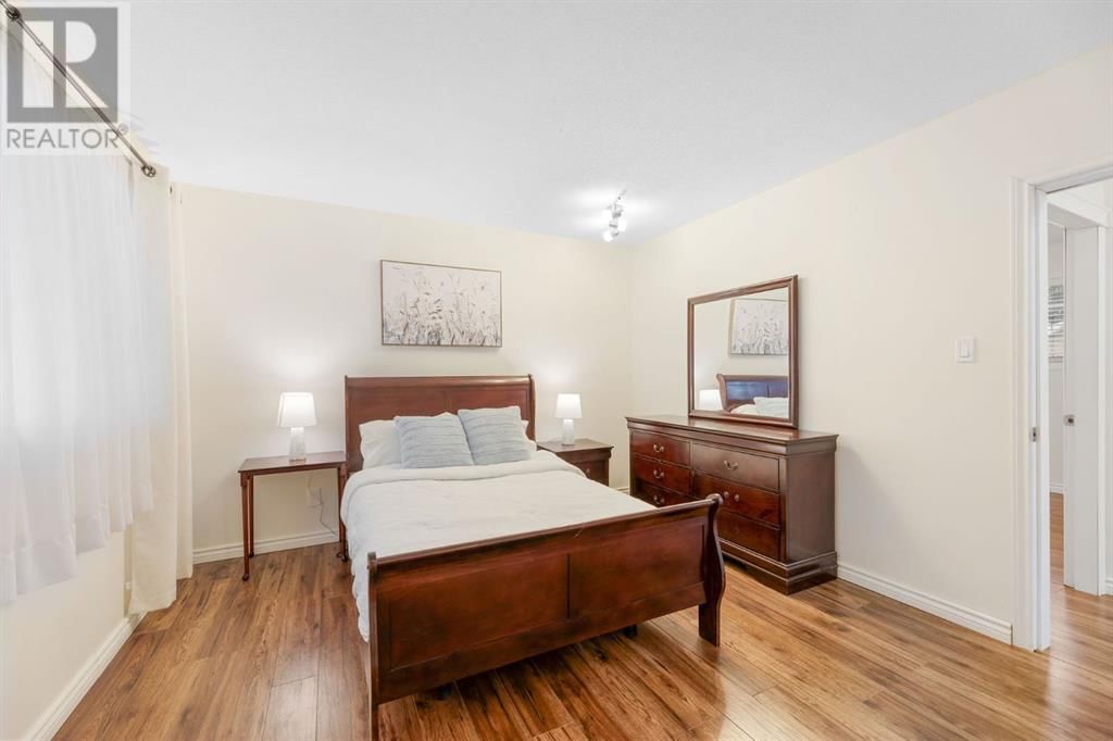 5112 48 STREET NORTHWEST Image 11